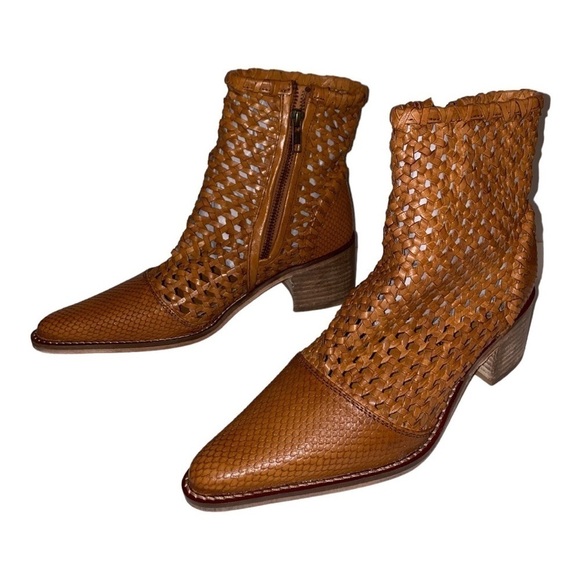 Free People "In the Loop" Slim Sock Woven Leather‎ Ankle Bootie NEW Women US 6.5 - Picture 1 of 9